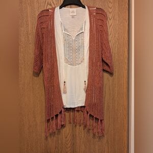 Knox Rose Boho Fringe Cardigan with Knox Rose Boho Sleeveless White Top